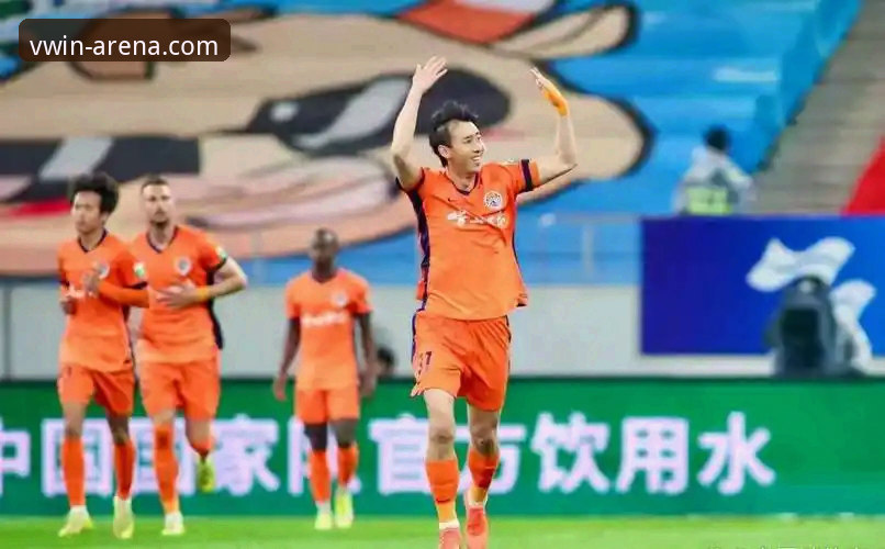 青岛海牛3-1爆冷击败上海海港，德赢体育平台见证13年复仇之战最新动态